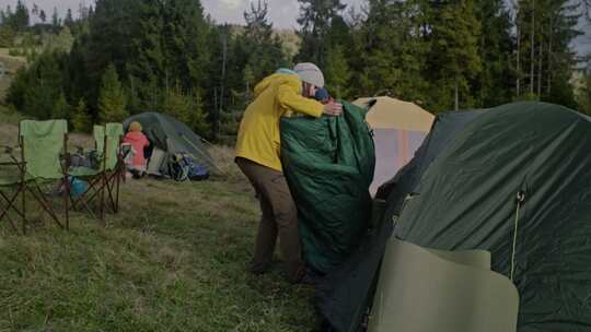 露营者，帐篷，露营地，夹克