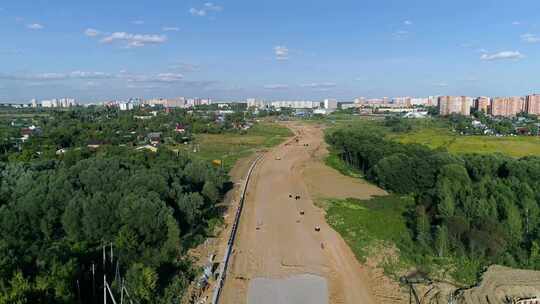 特殊建筑机械，在郊区修建新道路——无人机镜头