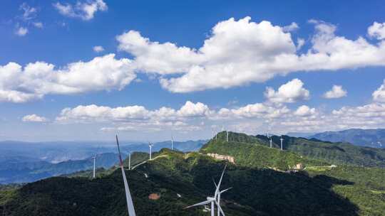 重庆万盛南天门风电场风车蓝天白云航拍延时