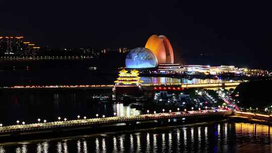 广州珠海日月贝大剧院情侣路海滩夜景航拍