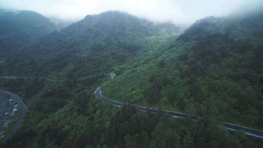 湖北襄阳古隆中山间公路