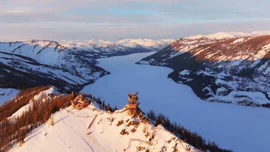 新疆阿勒泰地区喀纳斯景区雪景航拍
