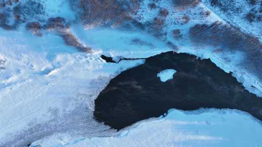 呼伦贝尔冬天自然风光河流湿地雪景