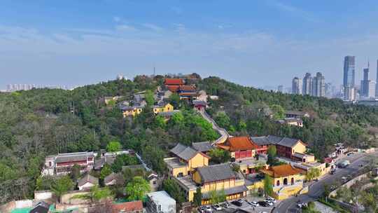 航拍春天云龙湖风景区兴化禅寺,徐州寺庙