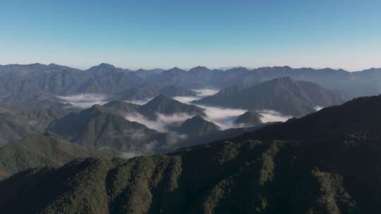 江南高山群山晨曦云海云雾浙江丽水松阳风光视频素材模板下载