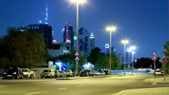 迪拜的城市街道