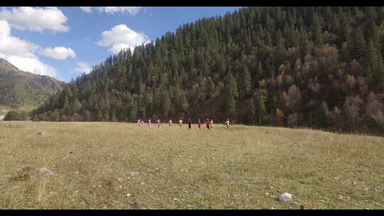 航拍西藏藏民舞蹈少数民族