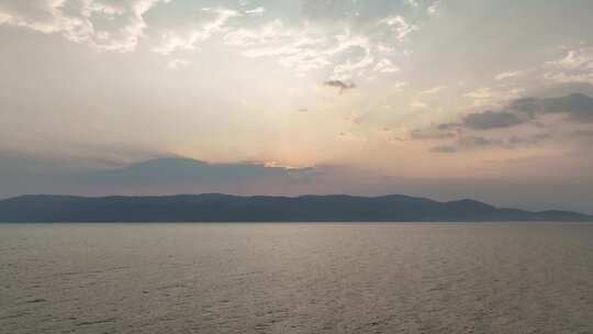 湖泊日出日落山水风景