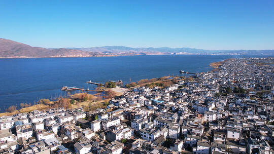 航拍云南大理洱海湖景民居建筑群