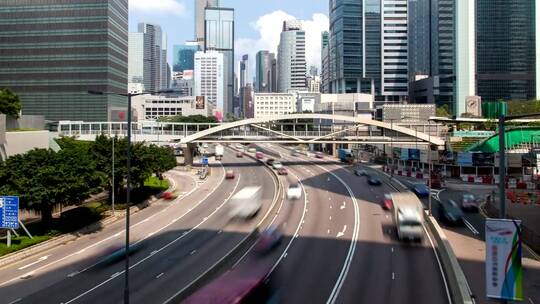 香港建筑物及公路交通畅通无阻