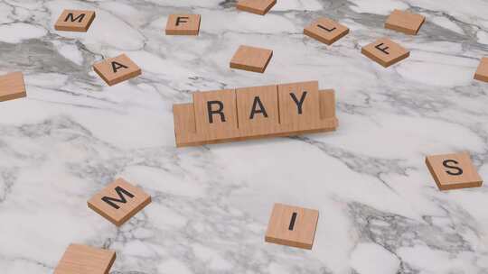 拼字游戏上的RAY单词