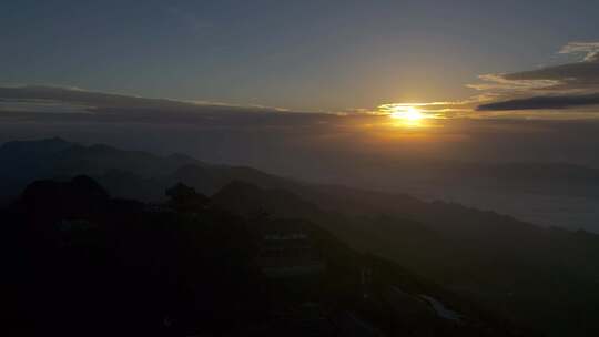 高山日出密度光