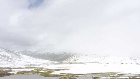 四川川西高原雪山雅拉雪山云海延时