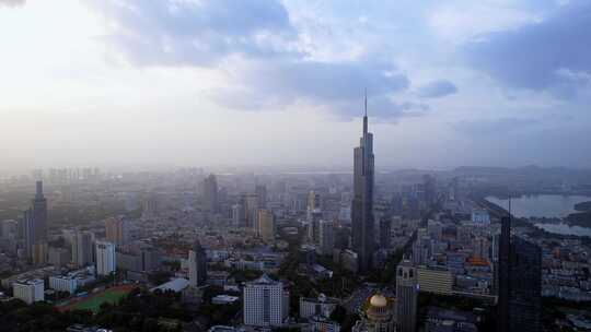 中国江苏南京新街口城市天际线黄昏风光