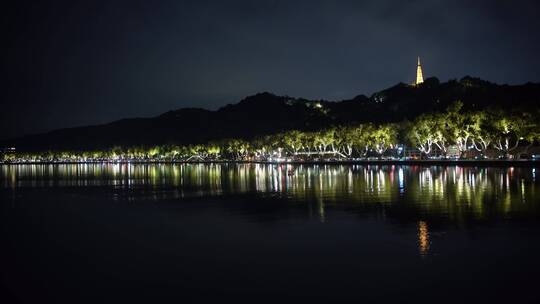 杭州宝石山景区保俶塔夜景