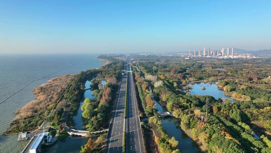 无锡贡湖湾湿地公园、沪常高速