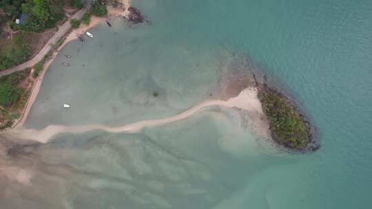 泰国攀牙岛瑶内岛Koh Nok的鸟瞰图视频素材模板下载