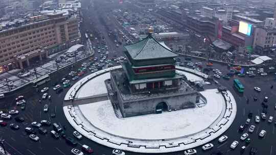 西安钟楼雪景