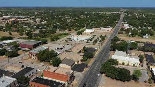 德克萨斯州中西部小镇无人机视频锅。