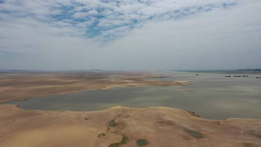 鄱阳湖枯水季湖床沙洲航拍视频视频素材模板下载