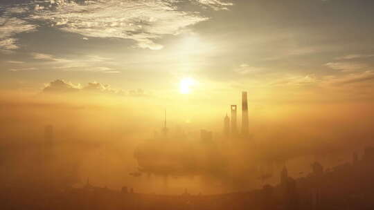上海城市日出平流雾景观
