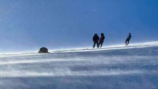 高清航拍哈巴雪山登顶视频素材模板下载