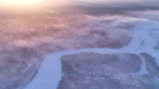 冻雾迷漫的林海雪原阳光冰河