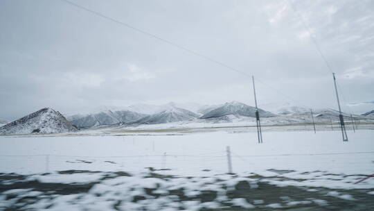 青海西部高原 雪景