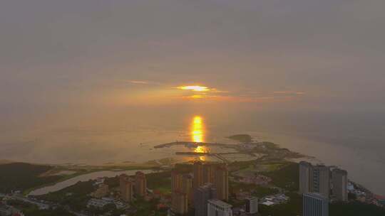 航拍威海高区西海岸小石岛港湾落日晚霞