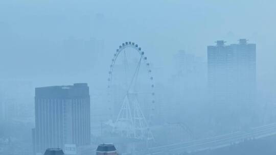 上海航拍锦江乐园平流雾