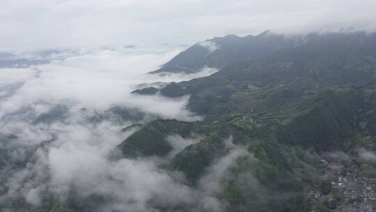 高清4K云海航拍山区森林风光风景素材空镜