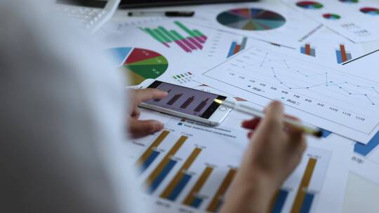 企业财务管理和数据报表分析视频素材模板下载
