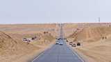 青海沙漠u型公路网红打卡地高清在线视频素材下载