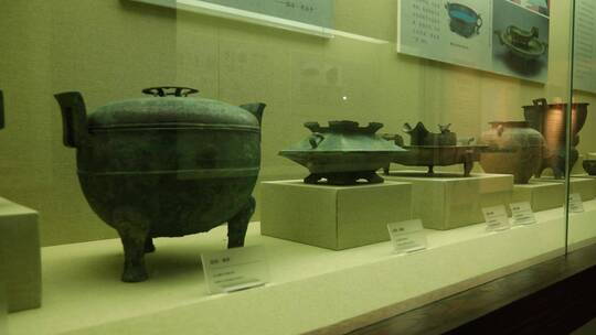 历史文物博物馆古代青铜器酒具展览