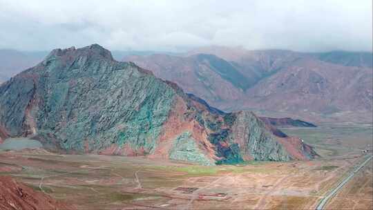 青海昆仑山脉山川河流青藏铁路大气航拍