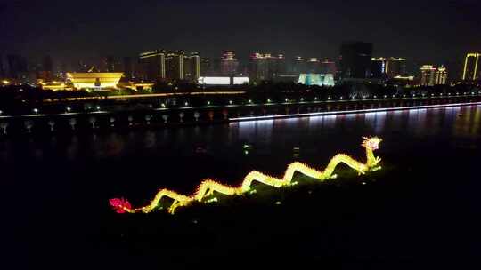 山西太原迎泽大街中国龙灯夜晚夜景航拍视频素材模板下载