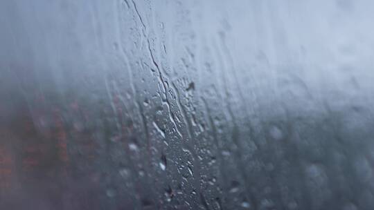 雨天暴雨车窗雨滴玻璃车窗唯美伤感视频素材模板下载