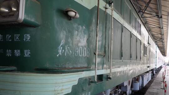 【镜头合集】八零后回忆复古火车老火车