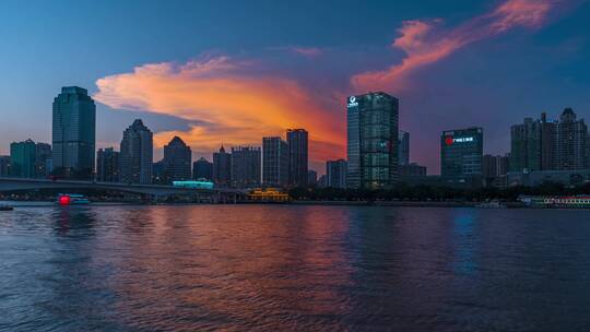 广州珠江夕阳晚霞日转夜延时风光