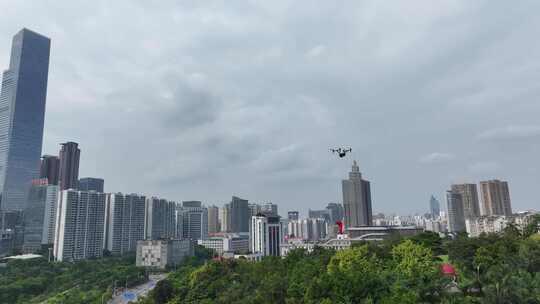 南宁国庆节氛围航拍无人机挂红旗视频素材模板下载