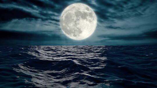 月光下的波浪