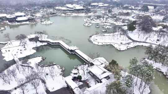 航拍瘦西湖景区园林大明寺观音山宋夹城雪景