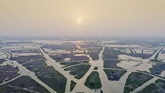 航拍江苏盐城九龙口自然保护区农田湖景