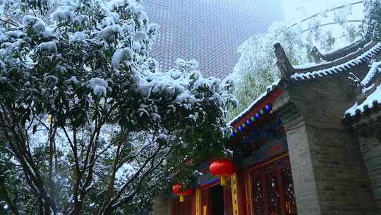 西安古建筑罔极寺大雪视频素材模板下载