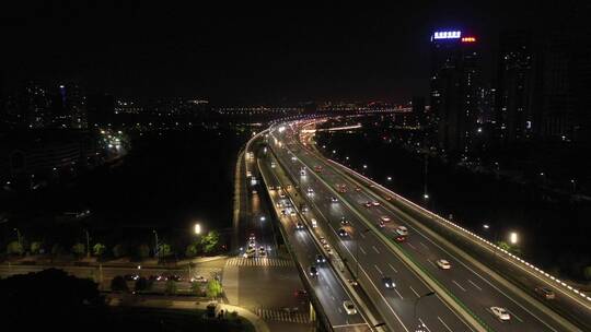 航拍杭州夜晚城市高架桥