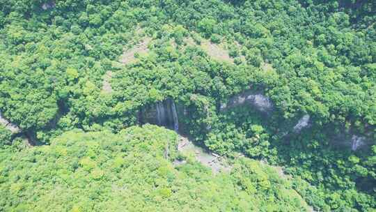 4K三峡大瀑布自然瀑布水峡谷峭壁视频