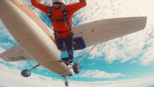 跳伞的运动员视频素材模板下载