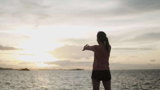 女人，拉伸，海岸，海