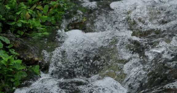 大山自然河边流水河流河水小溪山泉泉水