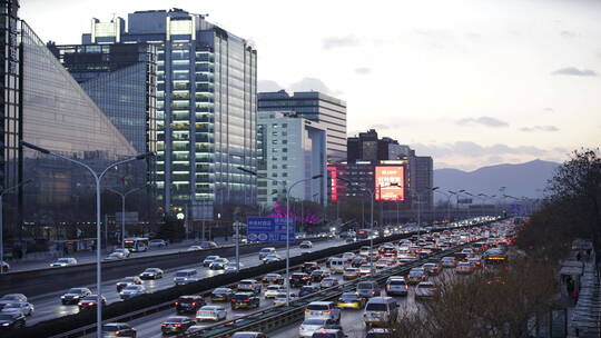 北京中关村 苏州街 车流 日转夜 延时